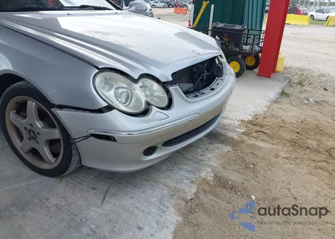 2004 Mercedes-Benz Clk 500 из США, поврежденный, VIN WDBTJ75J14F107452